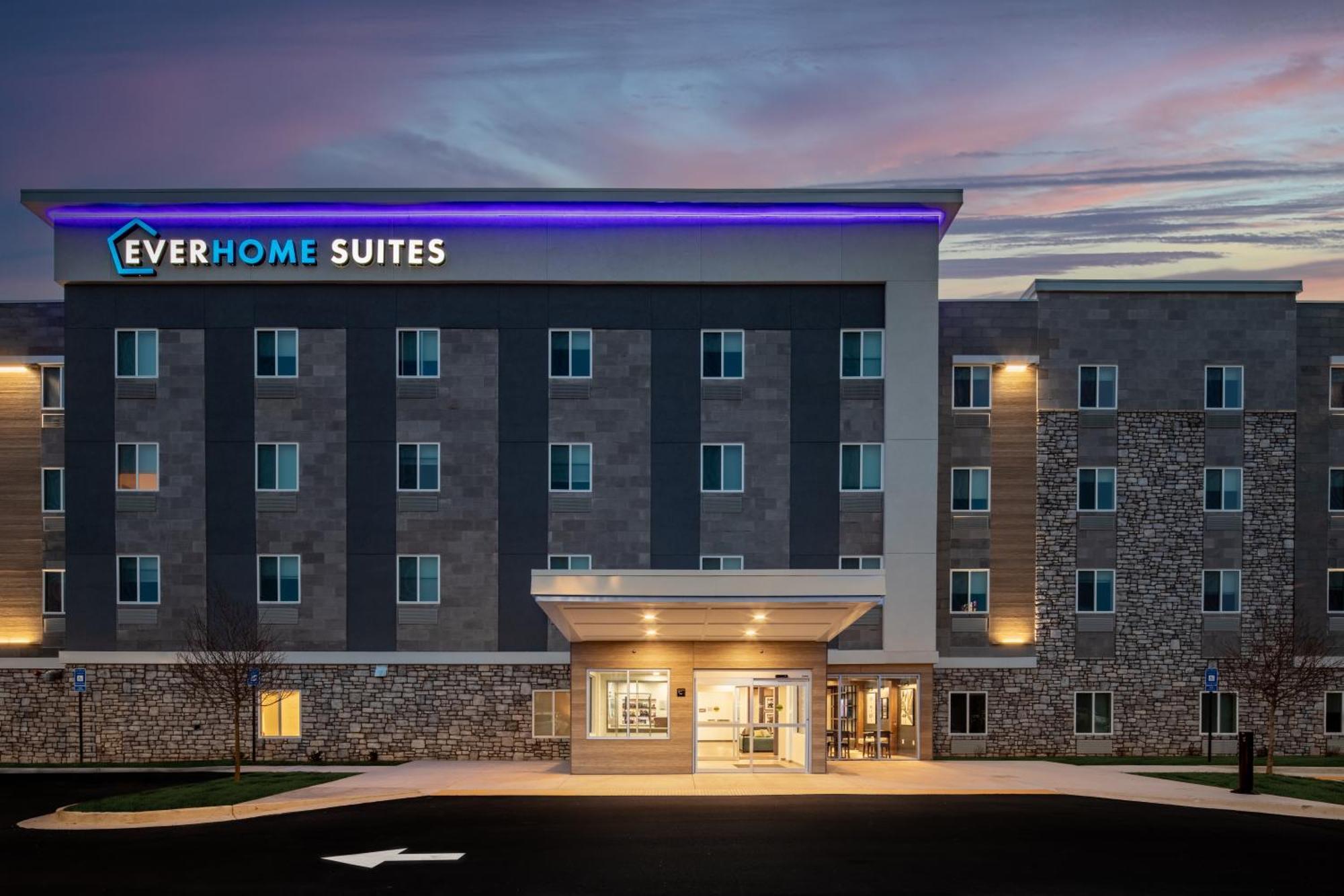 Hotel Everhome Near Bragg